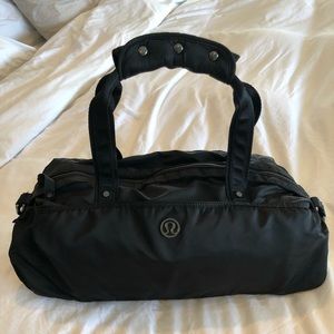 Lululemon Duffel Bag - Black w hot pink interior